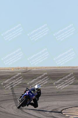 media/Jan-15-2026-Racers Edge (Thu) [[dfebeb70ab]]/3-B Group/Session 2 (Bowl Exit)/